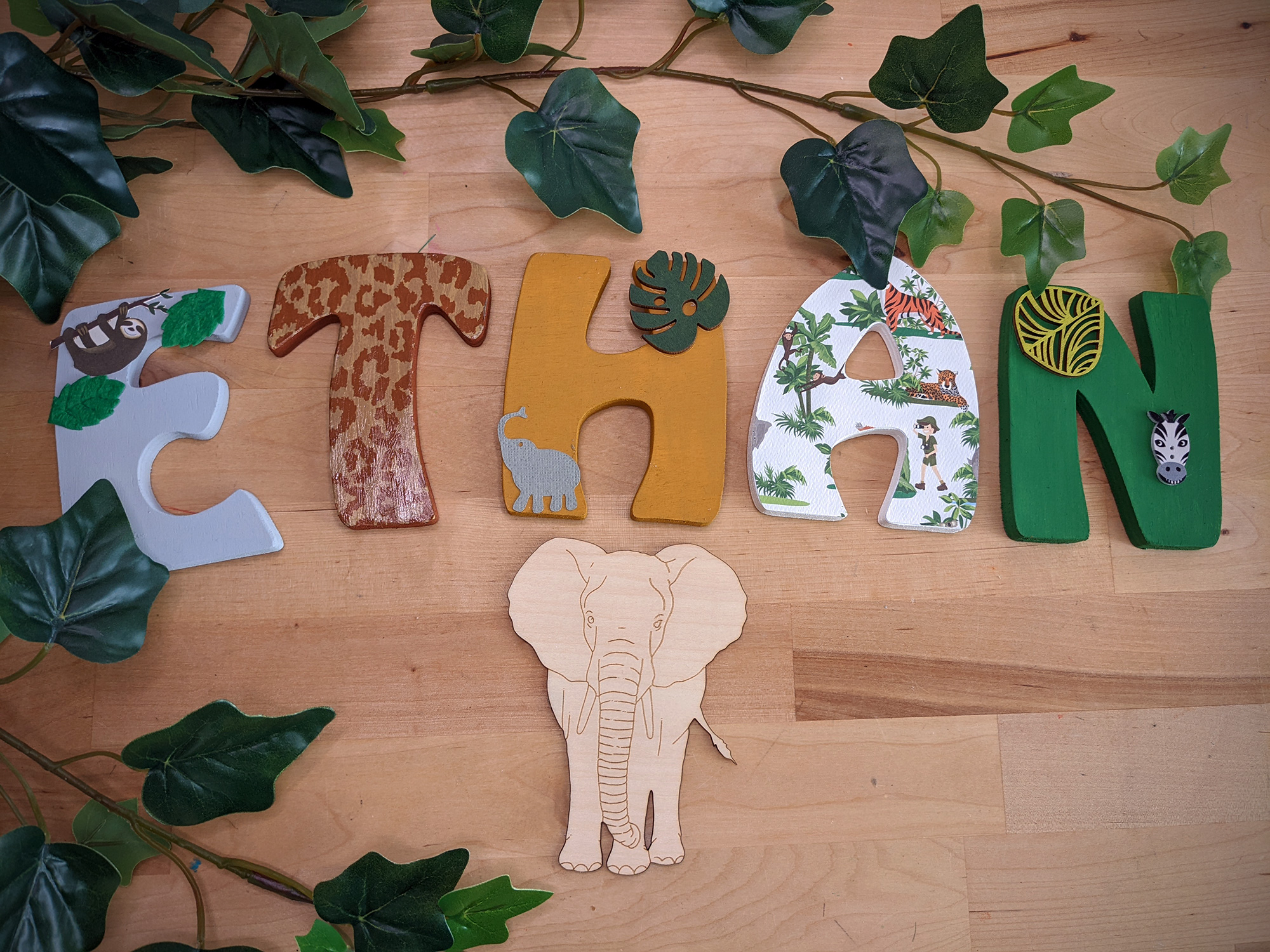 Prénom en bois Ethan savane