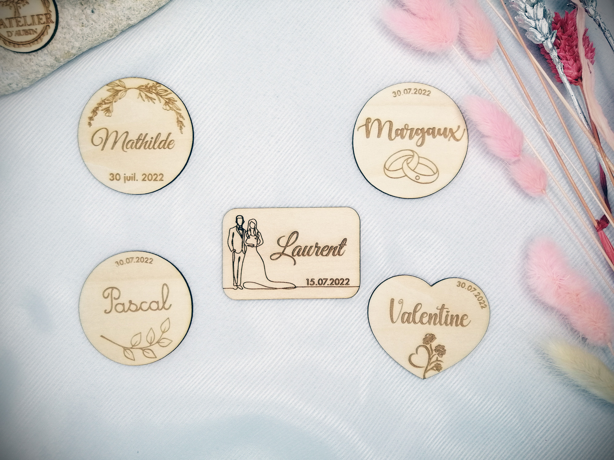 Marque place en bois personnalisé