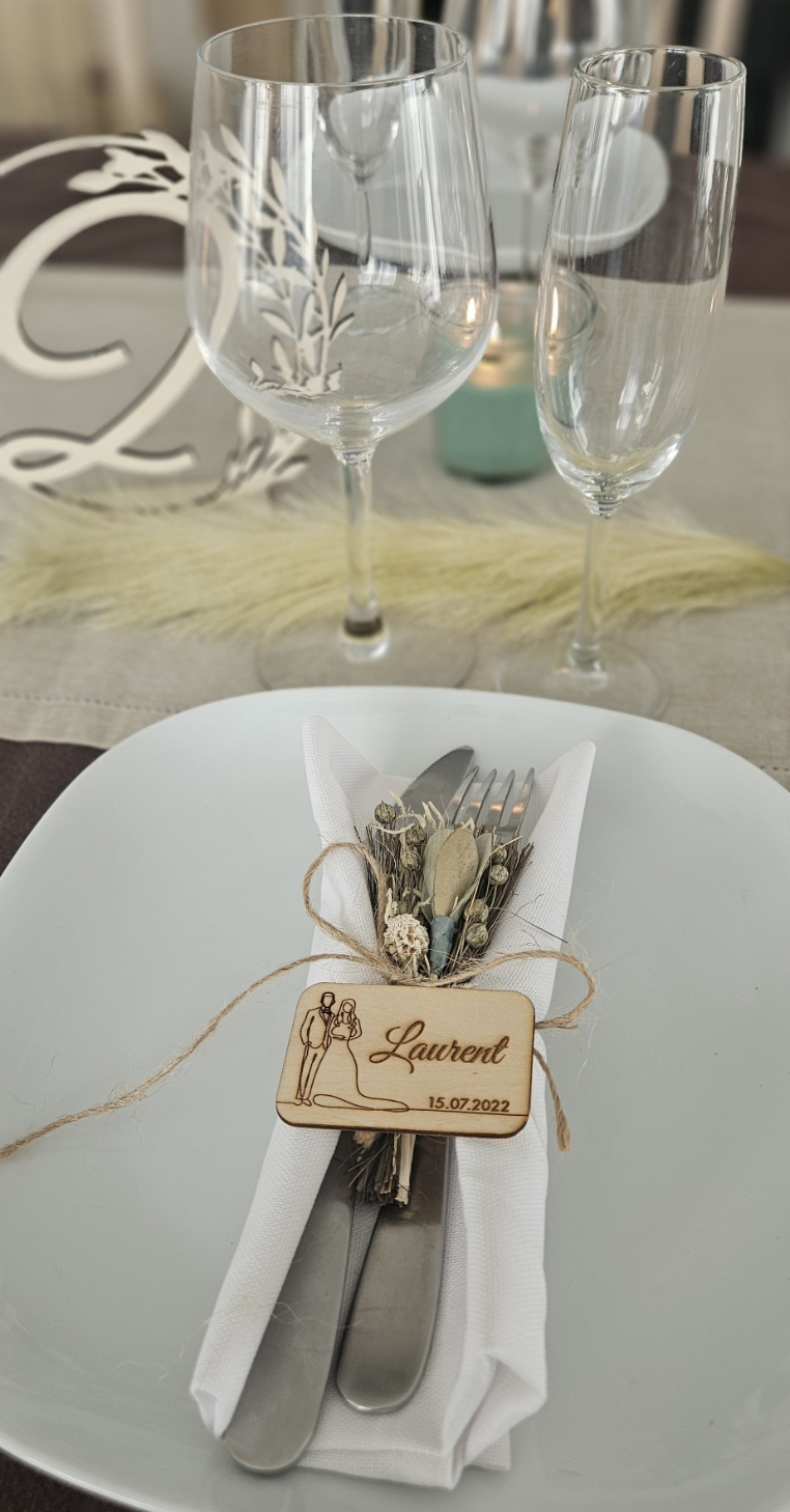 Marque place en bois mariage baptême