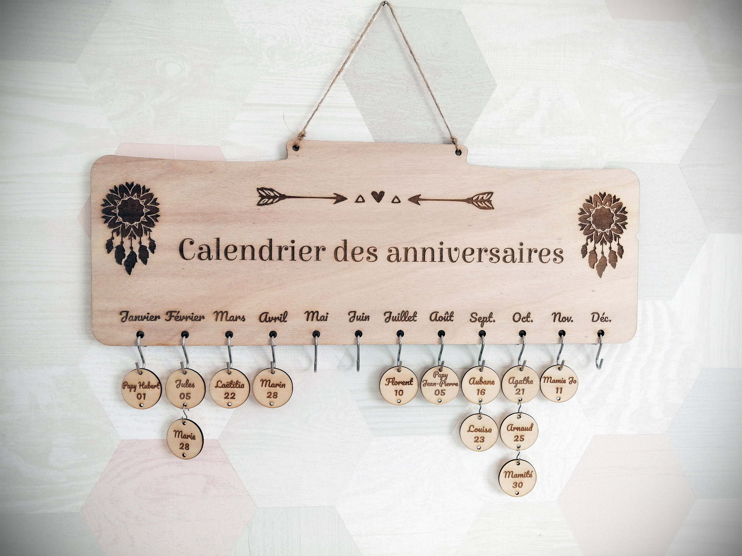 Calendrier perpétuel des anniversaires en bois Tribal - Indien