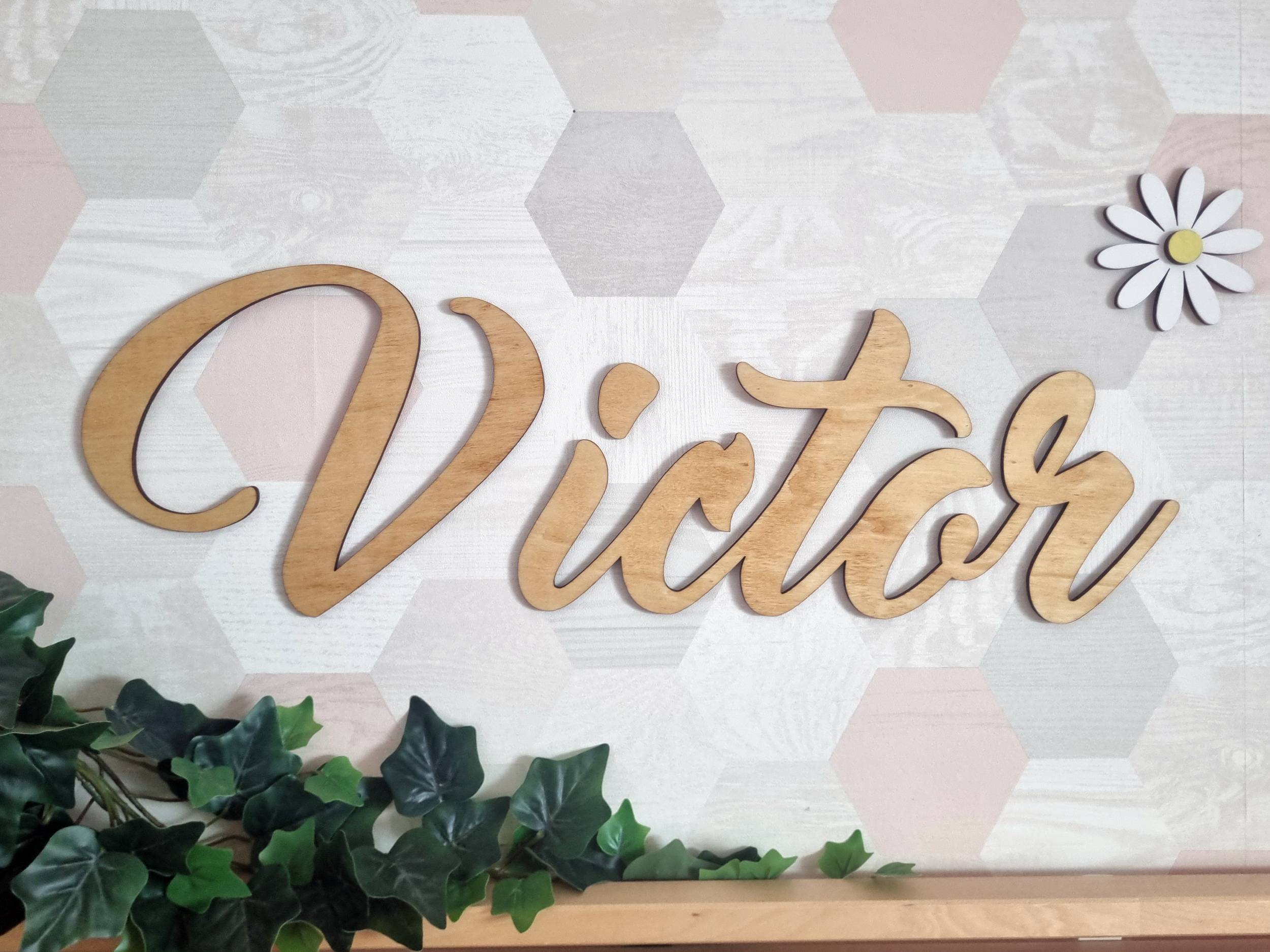 Prénom en bois chêne clair - Victor